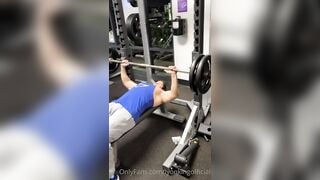 The Lyon King - gay porn video (142)